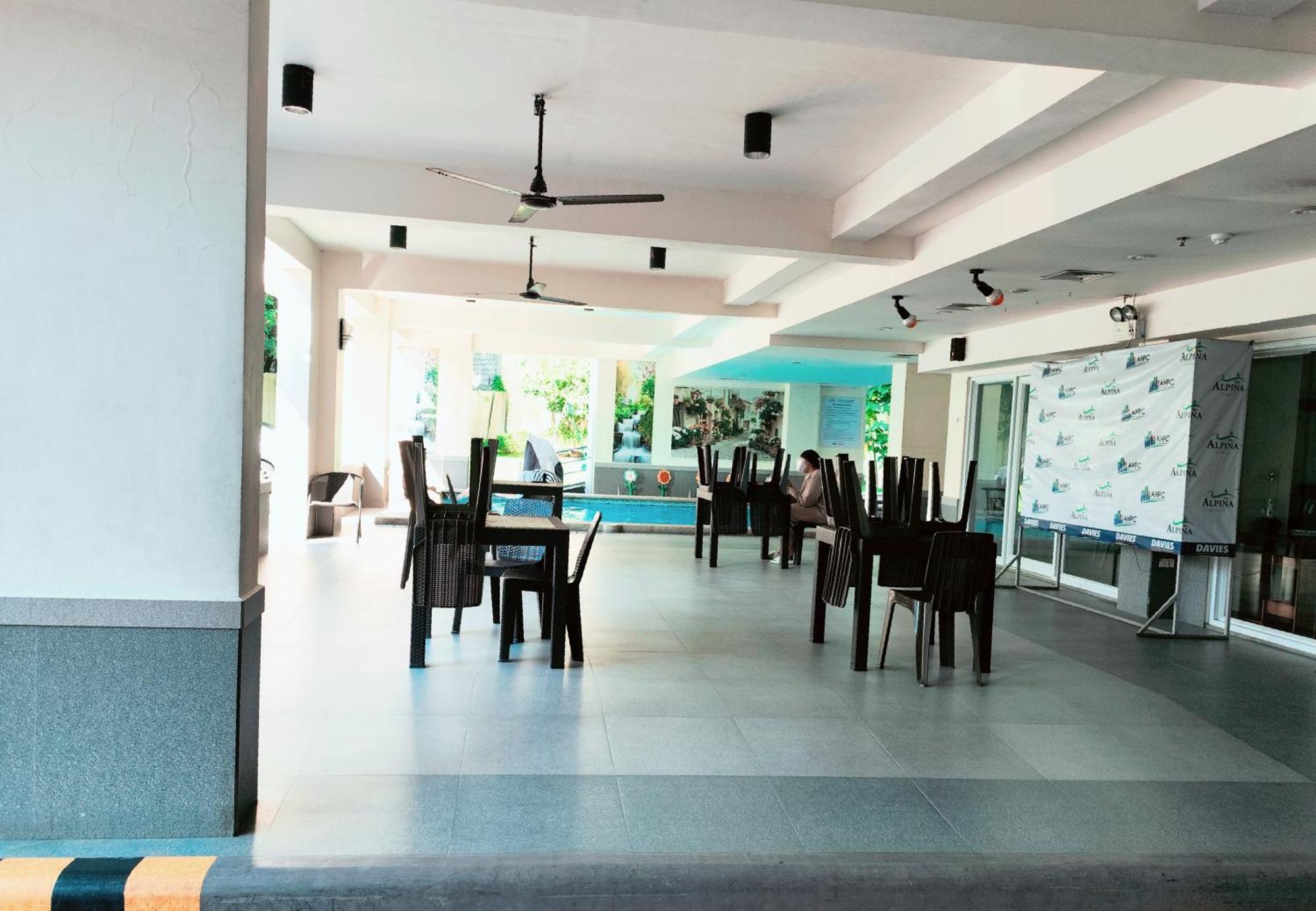 Paradise Realm Condotel Paranaque City Buitenkant foto